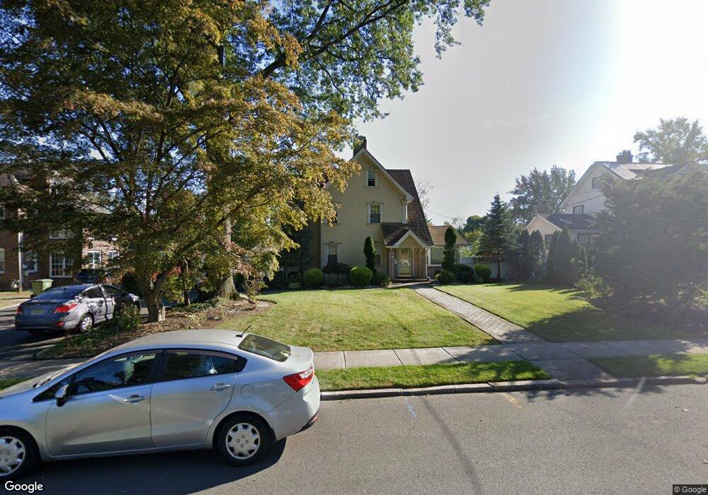 211 W 6th Ave, Roselle, NJ 07203 - photo 1