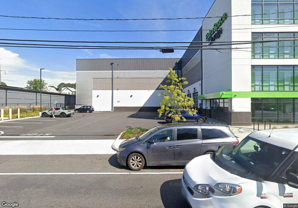 950 Eastern Ave, Malden, MA 02148 - photo 1