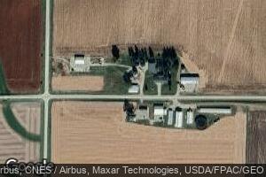 2111 230th St, Bennett, IA 52721