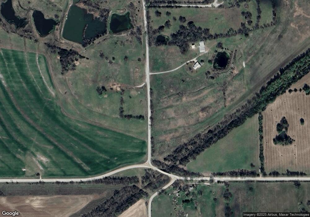 18035 Kiowa Rd, Parsons, KS 67357 - photo 1