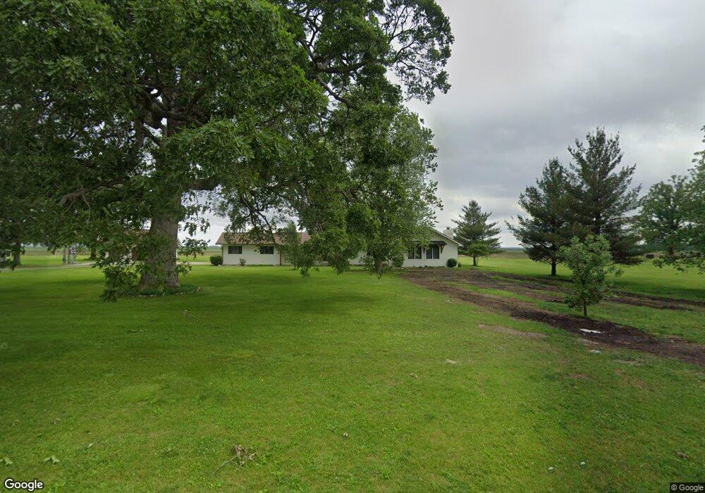 815 N County Road 1675 E, Camargo, IL 61919 - photo 1