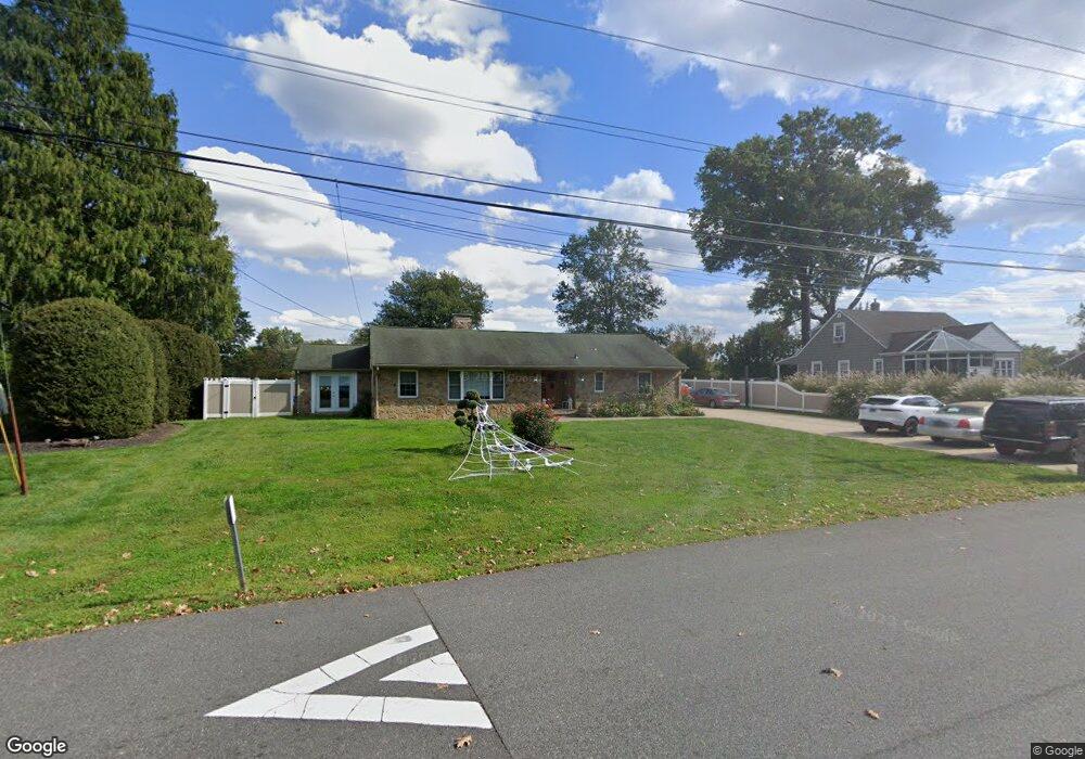 307 Glen Berne Dr, Wilmington, DE 19804 - photo 1