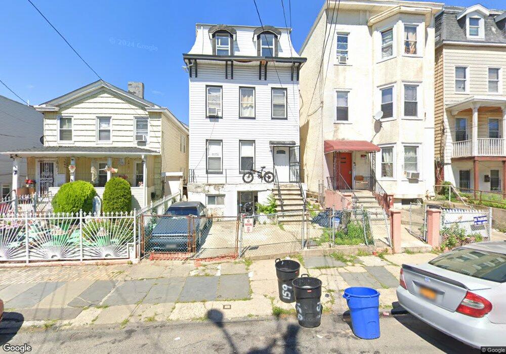 159 Waverly St unit GROUND FLOOR, Yonkers, NY 10701 - photo 1