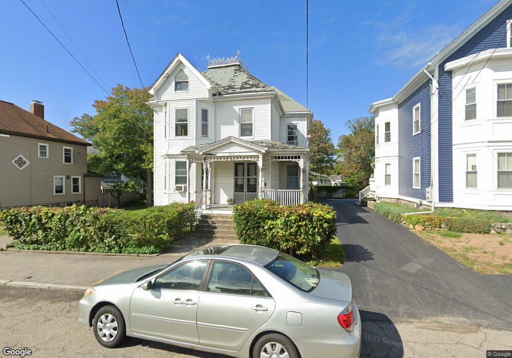 215 Adams St, Waltham, MA 02453 - photo 1