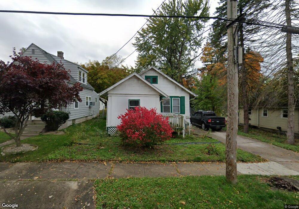 208 Paris Ave, Lansing, MI 48910 - photo 1