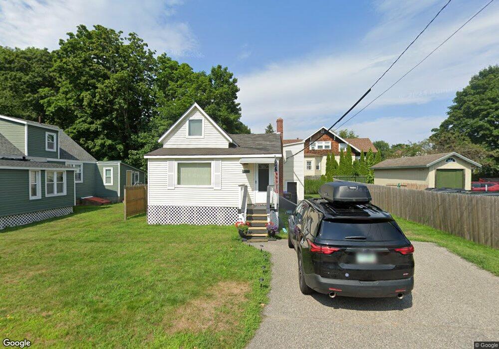 32 Summit St, Old Orchard Beach, ME 04064 - photo 1