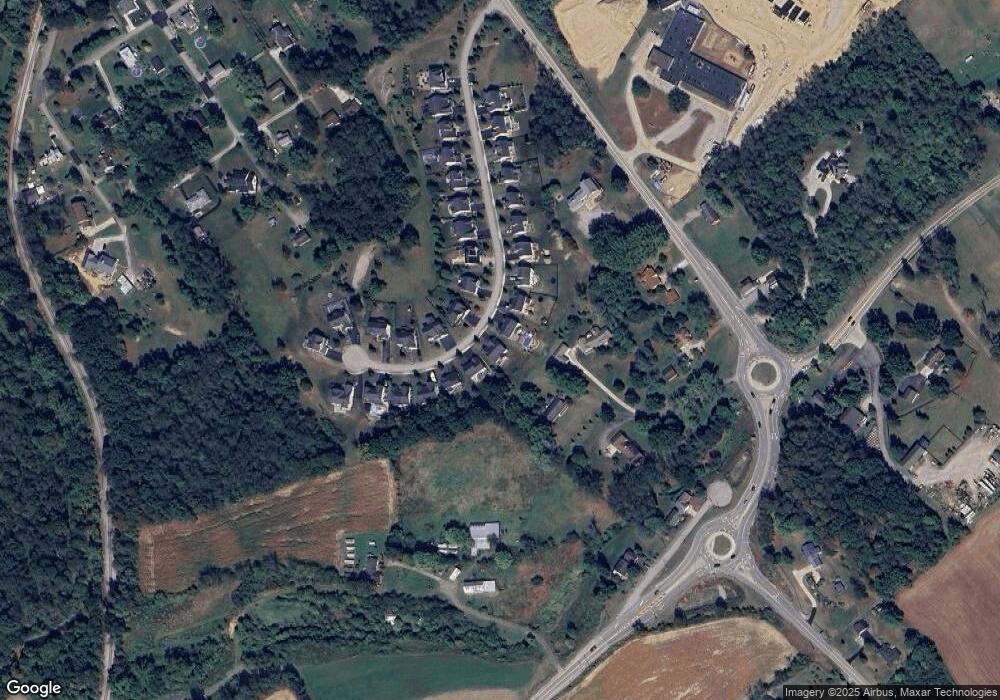 123 Highcroft Cir, Eighty Four, PA 15330 - photo 1