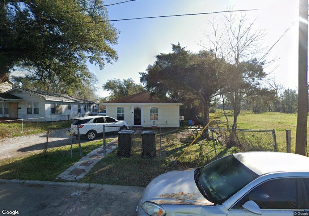 304 N Bank St, Lake Charles, LA 70601 - photo 1