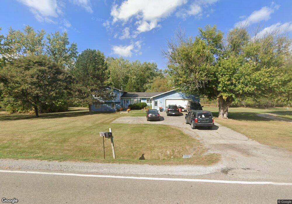 5424 W Court St, Flint, MI 48532 - photo 1