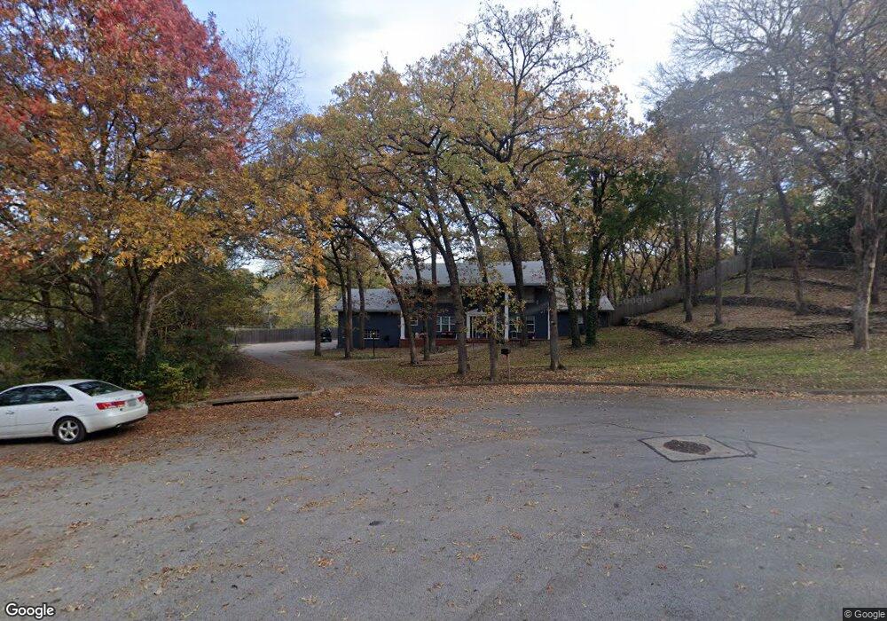 1105 Penoak Ct, Euless, TX 76040 - photo 1