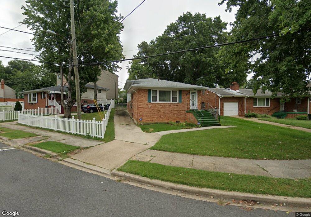 807 55th St NE, Washington, DC 20019 - photo 1