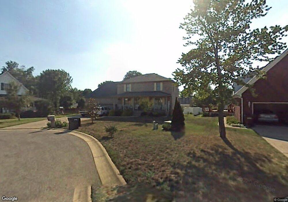 8702 Rambo Ct, Louisville, KY 40228 - photo 1