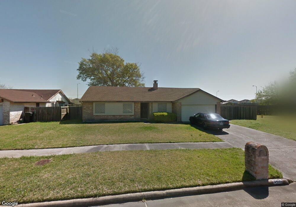 8455 Gulfwood Ln, Houston, TX 77075 - photo 1