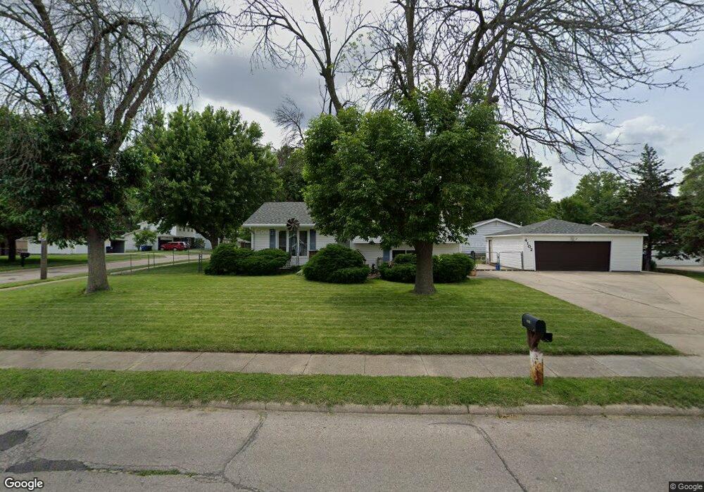 4102 E 25th St, Des Moines, IA 50317 - photo 1