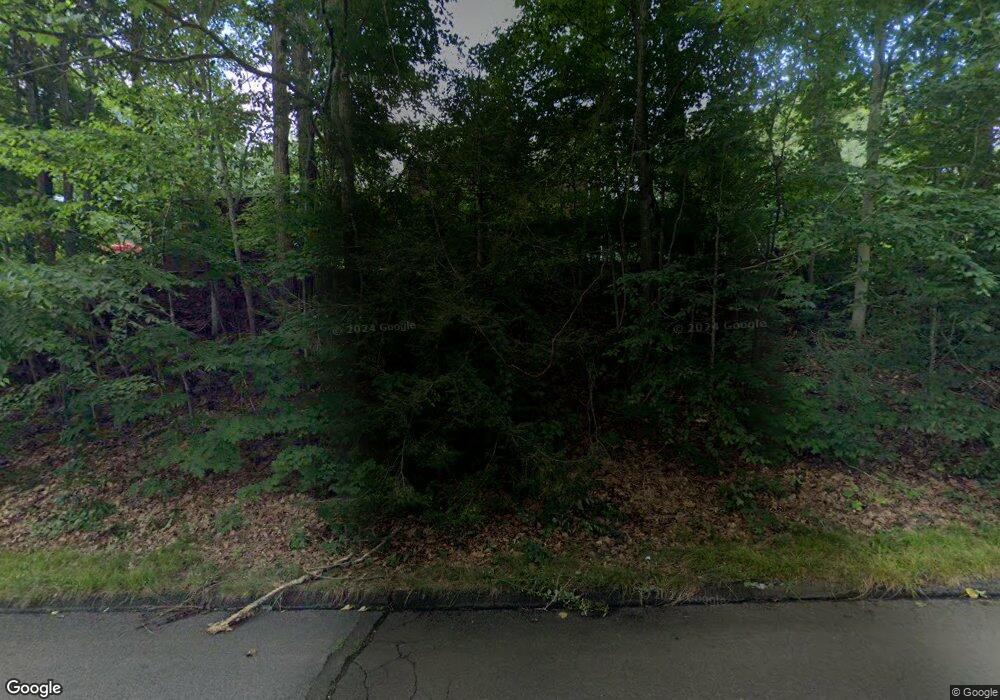 320 Northwood Dr, Guilford, CT 06437 - photo 1