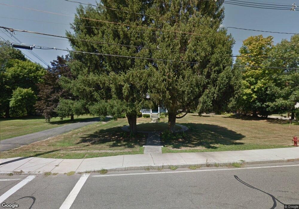 131 Bedford Rd unit 2, Woburn, MA 01801 - photo 1