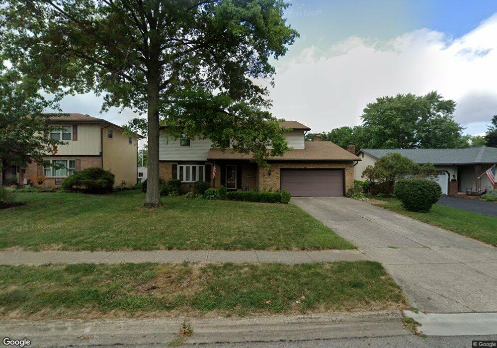 1700 Lynnhurst Rd, Columbus, OH 43229 - photo 1