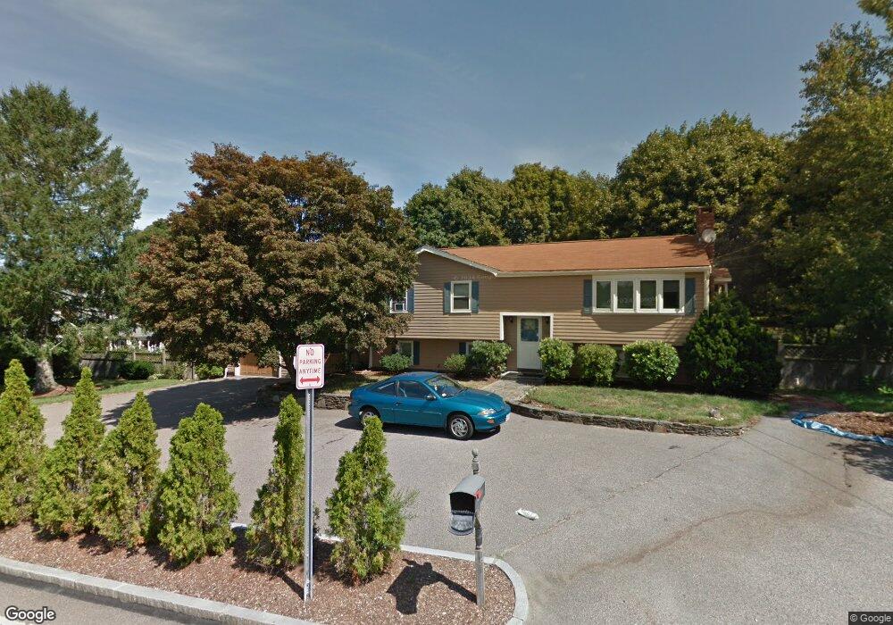 703 Oak St, Franklin, MA 02038 - photo 1