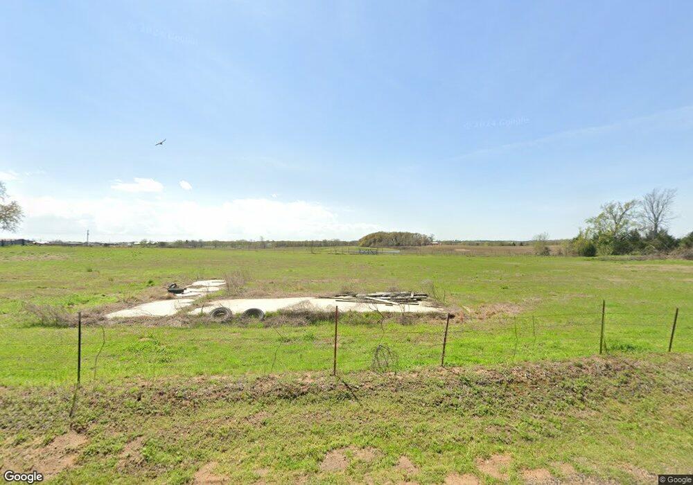 1102 Tamplen Rd, Whitesboro, TX 76273 - photo 1