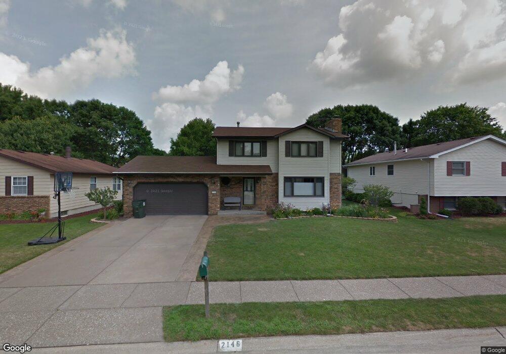 2146 W 30th St, Davenport, IA 52804 - photo 1