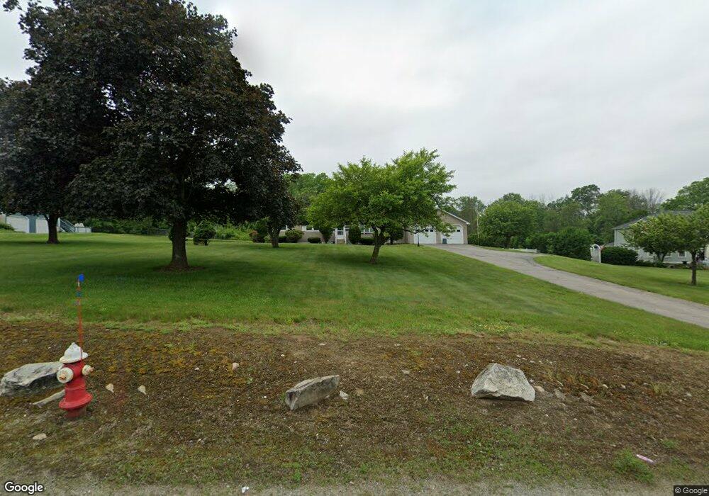 860 Mammoth Rd, Dracut, MA 01826 - photo 1