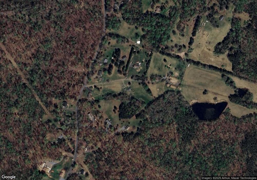 29116 Quarter Moon Ln, Rhoadesville, VA 22542 - photo 1