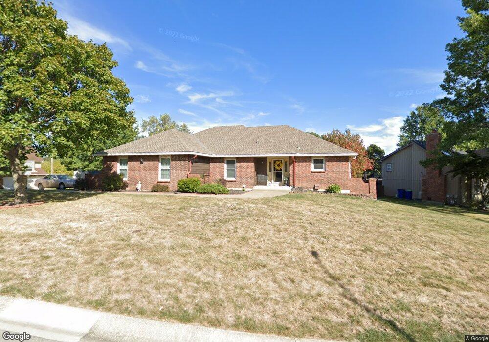 6805 Acuff St, Shawnee, KS 66216 - photo 1