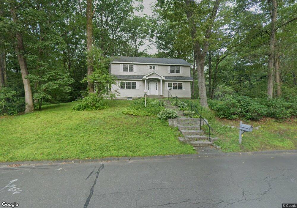 36 Laurel Ln, Northampton, MA 01060 - photo 1