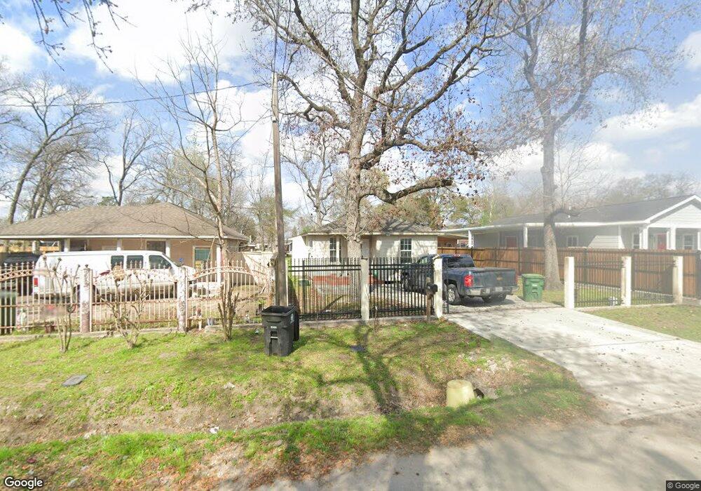 1407 Firnat St, Houston, TX 77022 - photo 1