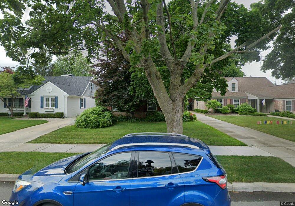 45 Radnor Cir, Grosse Pointe Farms, MI 48236 - photo 1