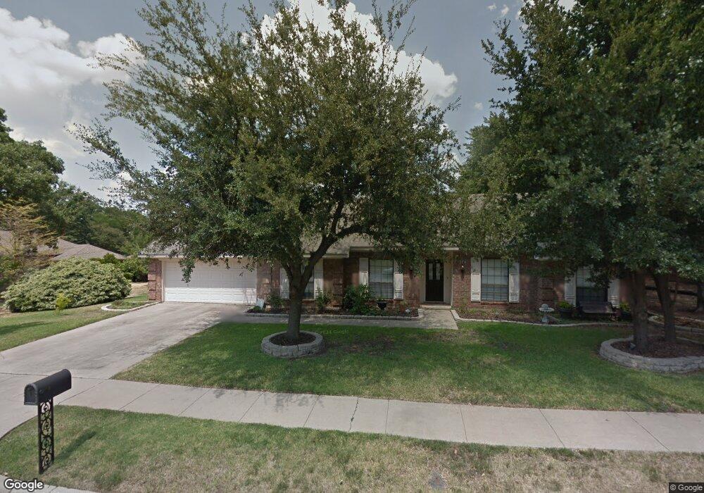 324 Heneretta Dr, Hurst, TX 76054 - photo 1