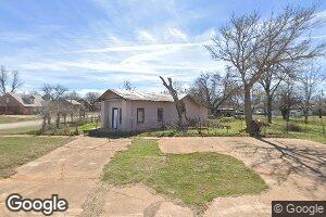 301 W 2nd St, Grandfield, OK 73546