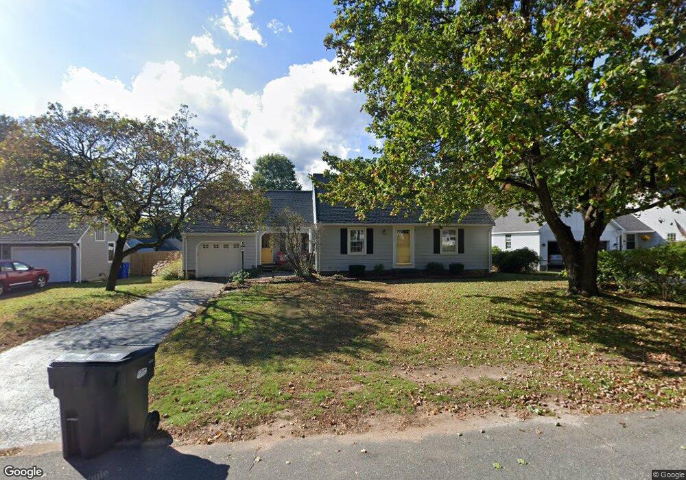 27 Maple Ridge Dr, Somers, CT 06071 - photo 1