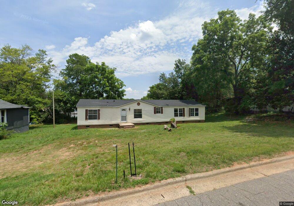 1319 Caldwell St, Statesville, NC 28677 - photo 1