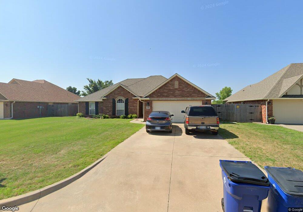2710 Meadowview Dr, Duncan, OK 73533 - photo 1