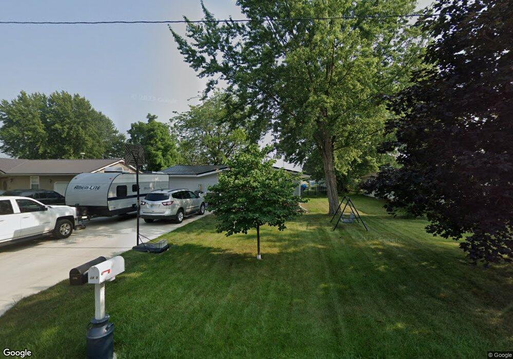 1448 W Central Ave, Bluffton, IN 46714 - photo 1