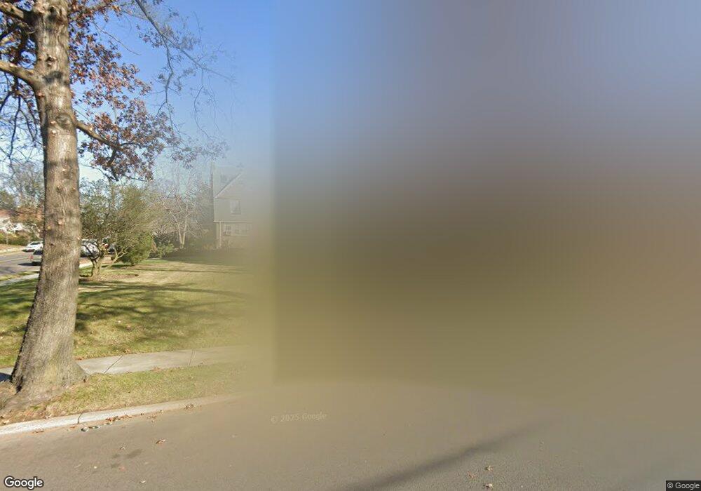 8305 Chevy Chase St, Jamaica, NY 11432 - photo 1