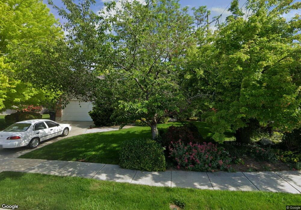 989 E Majesty Cir, Sandy, UT 84094 - photo 1