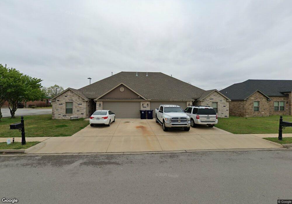 207 Blunt Ave, Prairie Grove, AR 72753 - photo 1