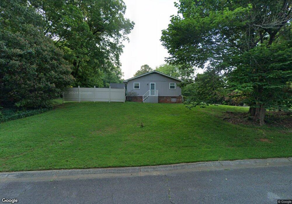 4751 Mcpherson Rd NE, Roswell, GA 30075 - photo 1