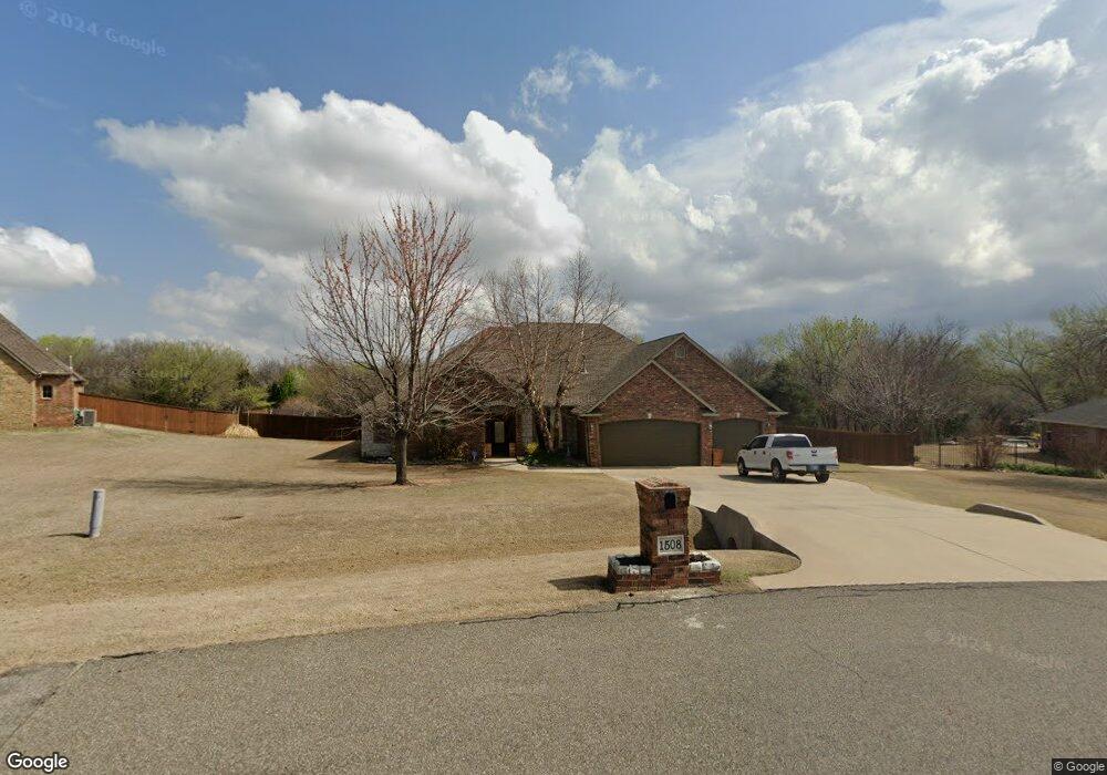 1508 Clear Creek Rd, Moore, OK 73160 - photo 1