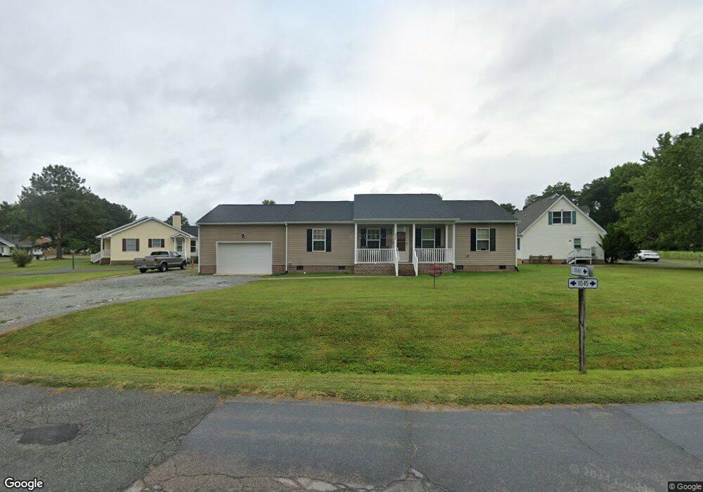 1336 Hoskins Dr, Tappahannock, VA 22560 - photo 1