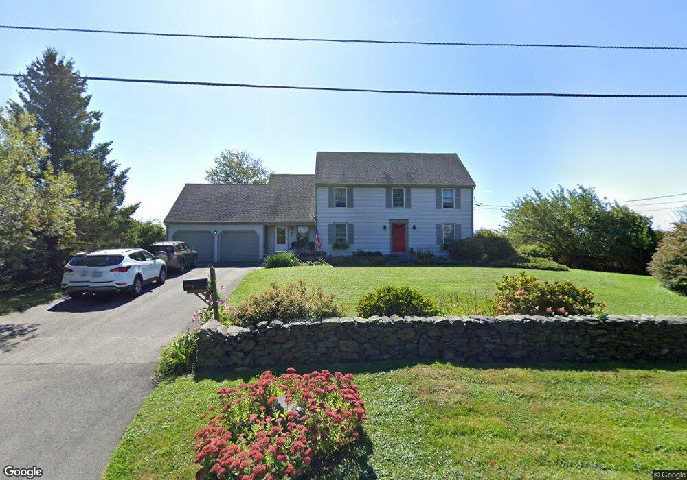 575 Wyatt Rd, Middletown, RI 02842 - photo 1