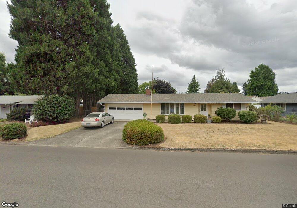 1325 N Lupine Ct, Canby, OR 97013 - photo 1