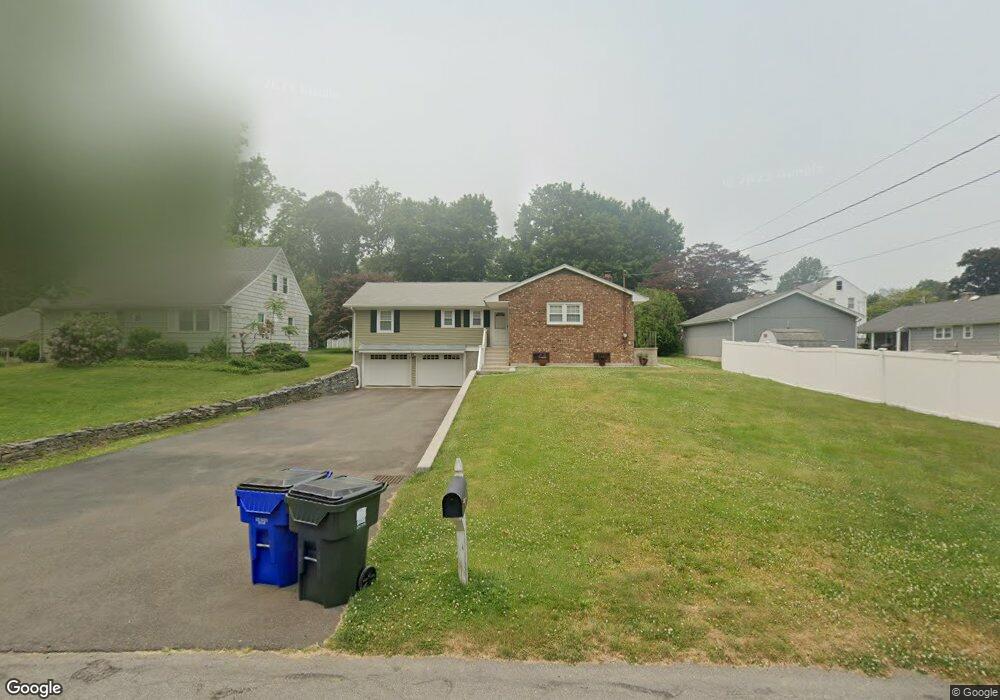 40 Windsor Rd, Fairfield, CT 06824 - photo 1