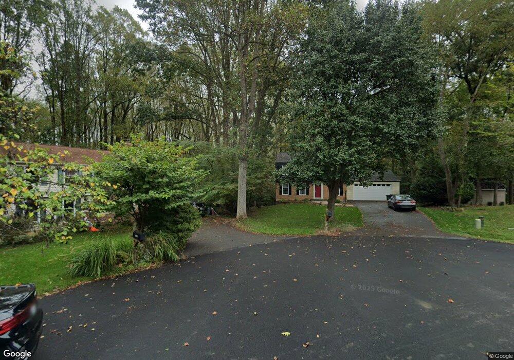 2937 Harvest Glen Ct, Herndon, VA 20171 - photo 1