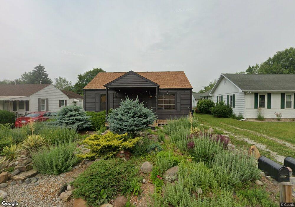 2213 N Milton St, Muncie, IN 47303 - photo 1