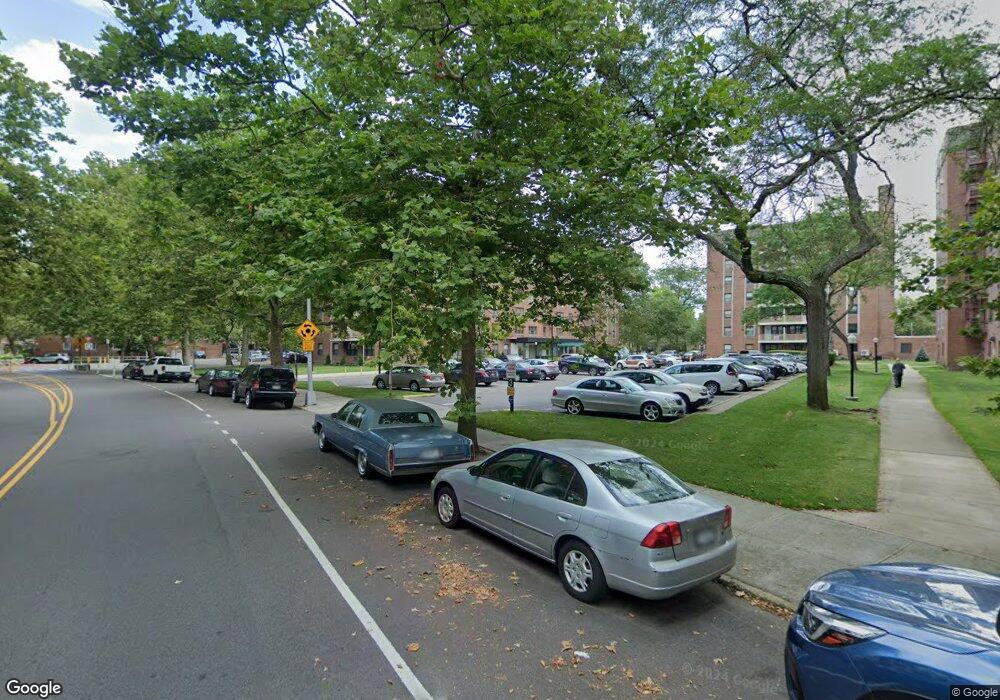 8440 153rd Ave unit 4 G, Howard Beach, NY 11414 - photo 1