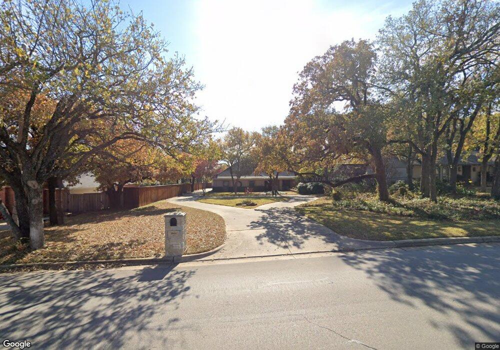 9004 Martin Dr, North Richland Hills, TX 76182 - photo 1