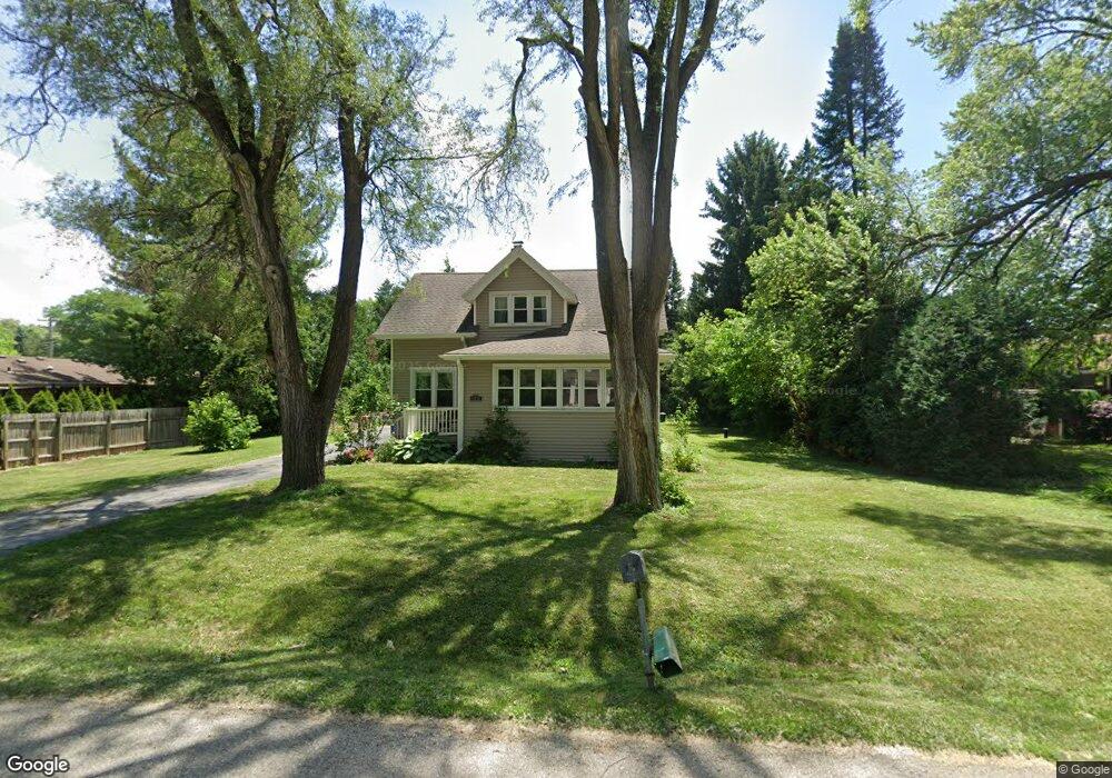 13825 Wrayburn Rd, Elm Grove, WI 53122 - photo 1